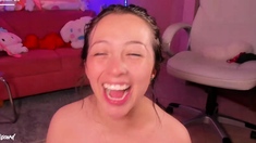 Amateur webcam babe dildo masturbation