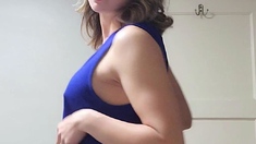 Brunette amateur teen masturbate to her boyfriend