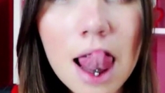 tongue it