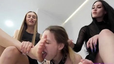 Licking Girls Feet Dori And Sarah Youre A Pathetic Slave